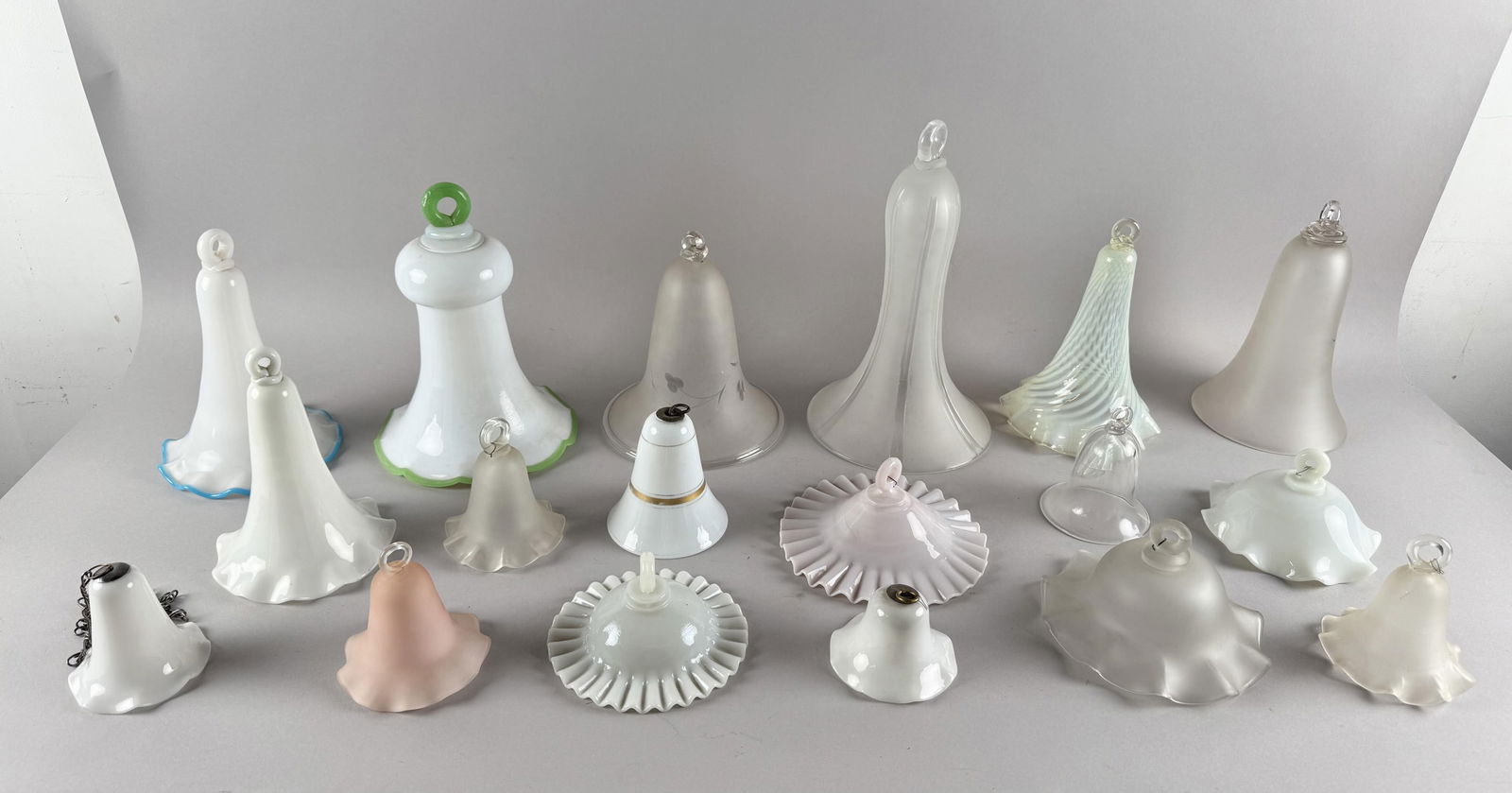 EIGHTEEN BLOWN GLASS SMOKE BELLS Mostly 19th Century Heights from 2.75" to 12". (1 of 7)