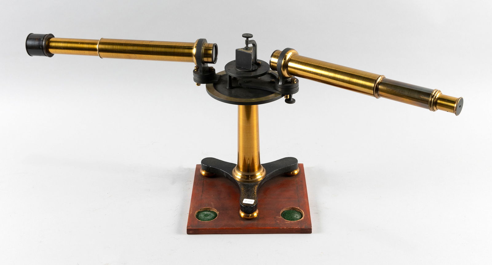 CASED JOHN BROWNING BRASS SPECTROSCOPE London, Mid- to Late 19th Century Scope height 12.5". Case (1 of 4)
