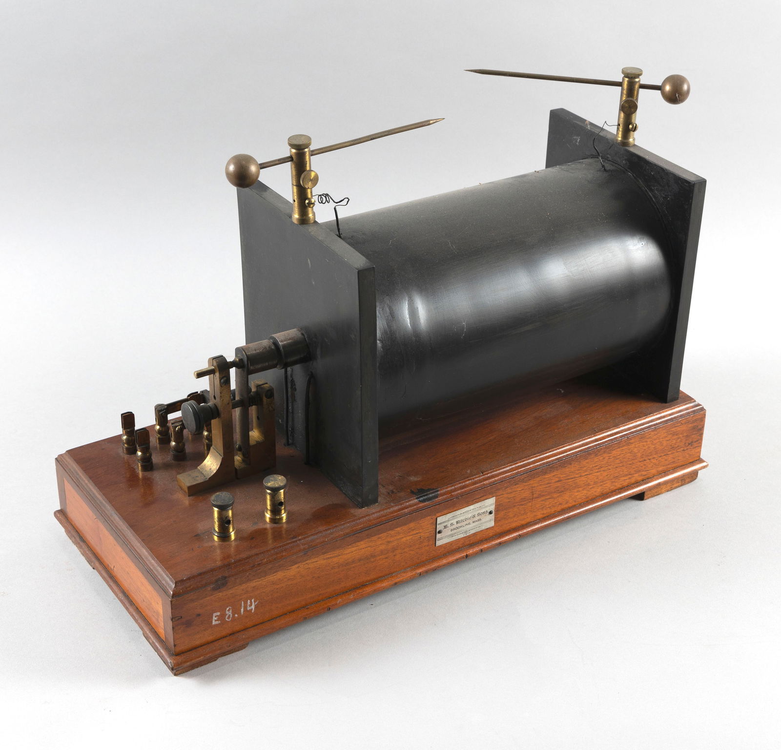 RITCHIE & SONS INDUCTION COIL Brookline, Massachusetts, Late 19th Century Height 12.5". Width 18.5". (1 of 6)