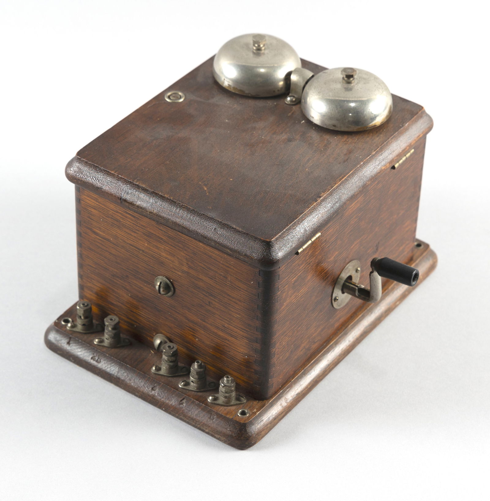 EARLY KELLOGG TELEPHONE RINGER BOX Chicago, Late 19th/Early 20th Century Height 10.25". Width 7.25". (1 of 4)