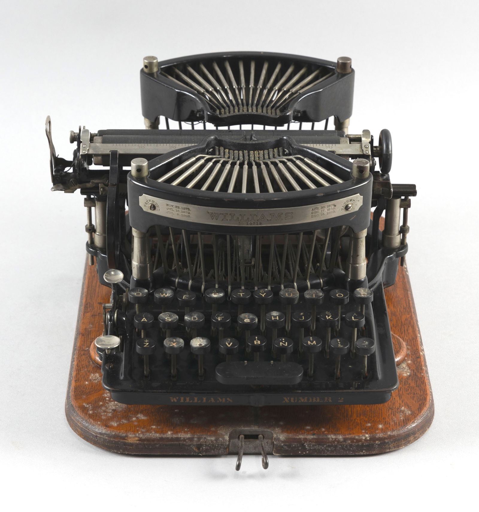WILLIAMS TYPEWRITER Late 19th/Early 20th Century Case height 8". Width 12". Depth 15.75". (1 of 5)