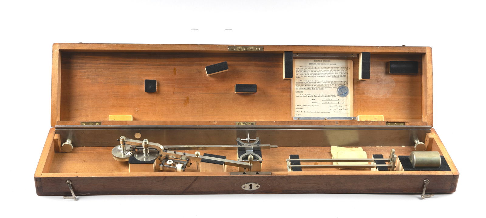 CASED KEUFFEL & ESSER MECHANICAL AMSLER INTEGRATOR (PLANIMETER) Late 19th/Early 20th Century Case (1 of 4)