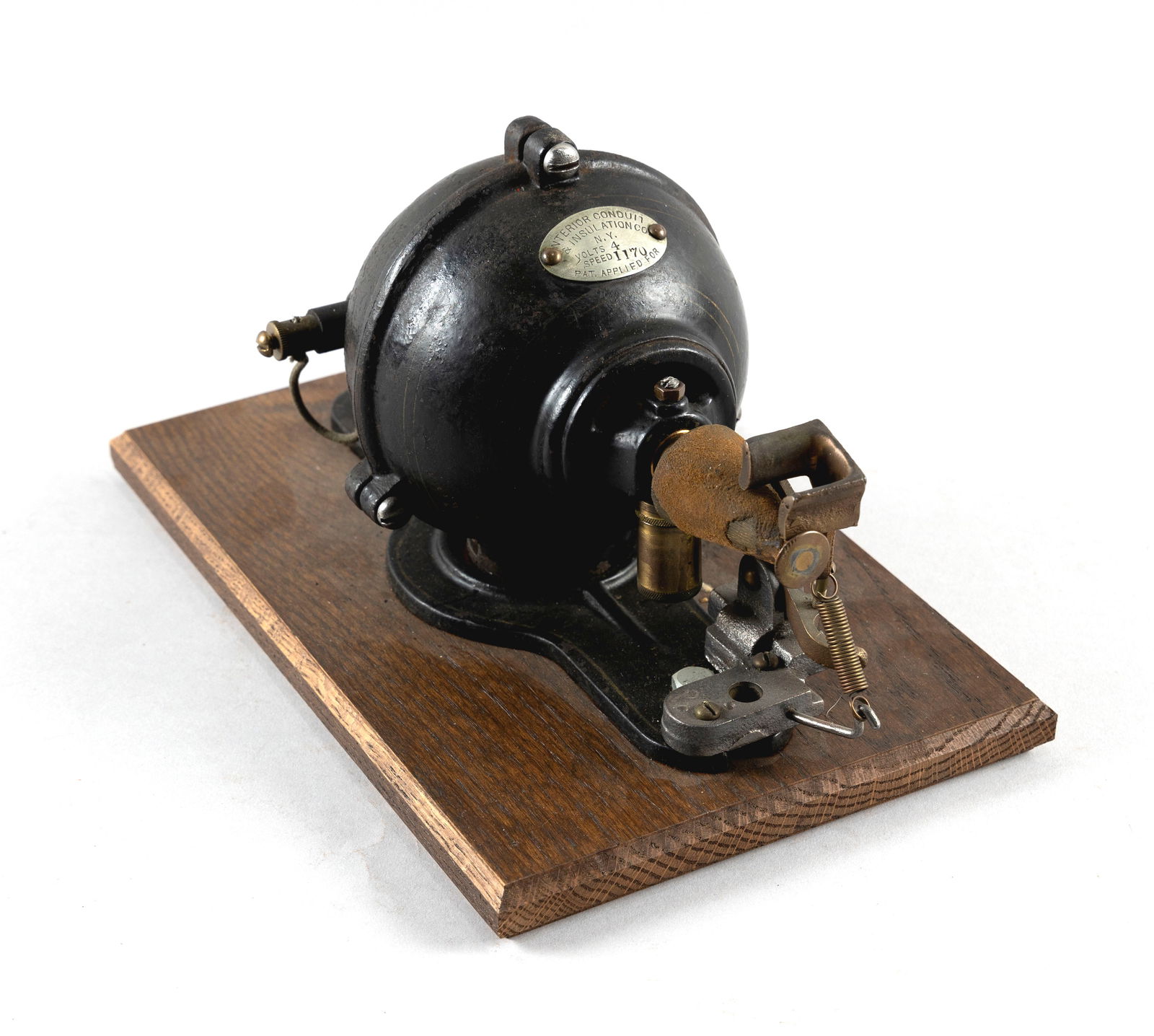 LUNDELL ELECTRIC MOTOR OR DYNAMO ELECTRIC MACHINE Late 19th Century Total height 11.5". Base 7.5" x (1 of 4)