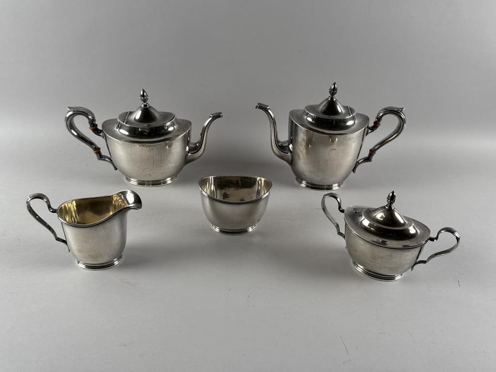 INTERNATIONAL STERLING SILVER FIVE-PIECE TEA SERVICE Connecticut, Early to Mid-20th Century Approx. (1 of 7)
