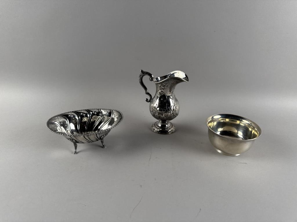 THREE SILVER ITEMS 19th and 20th Century Approx. 12.2 troy oz. (1 of 5)