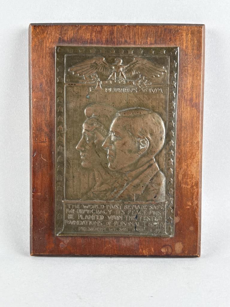 WORLD WAR I BRONZE PLAQUE Circa 1917 Overall 8" x 6". (1 of 3)