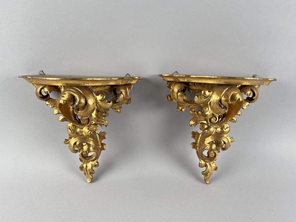 PAIR OF ITALIAN GILTWOOD WALL BRACKETS 20th Century Heights 10". Widths 11". Depths 7". (1 of 4)