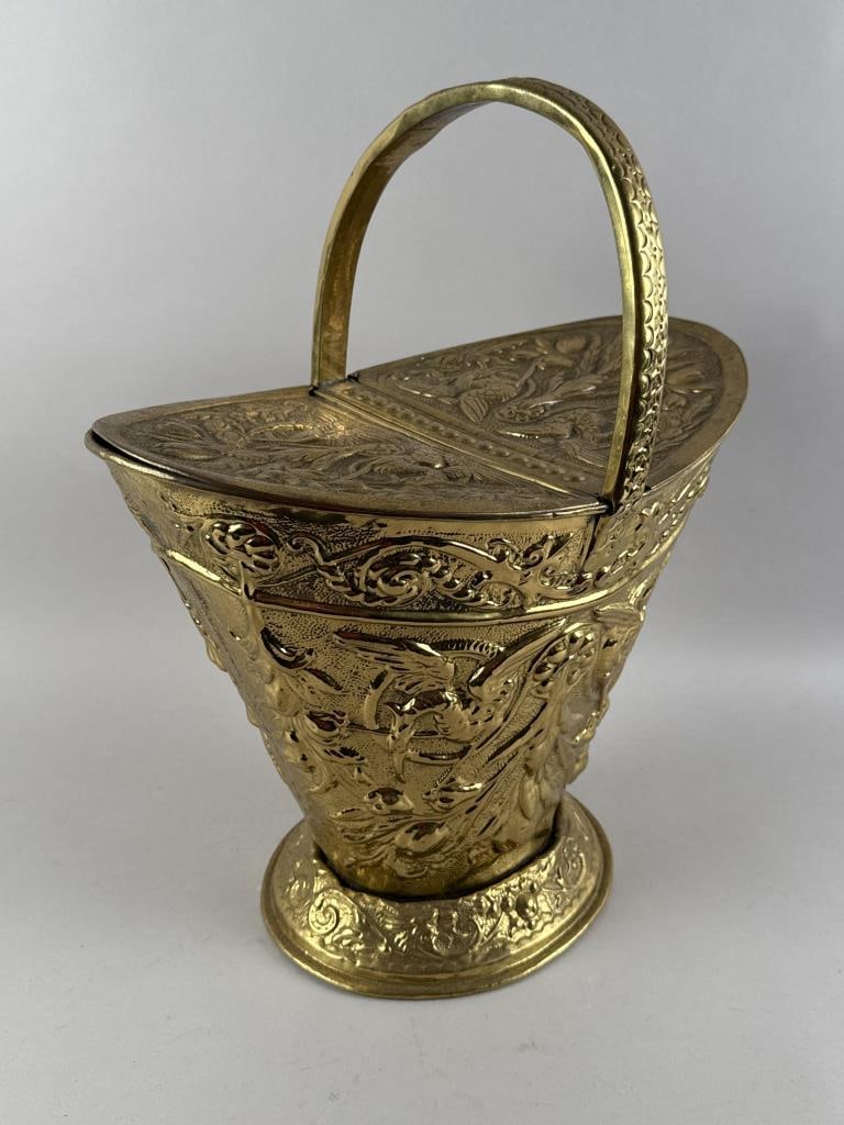 REPOUSSE BRASS COAL HOD England, Early 20th Century Height 20".: REPOUSSE BRASS COAL HODEngland, Early 20th CenturyHeight 20".