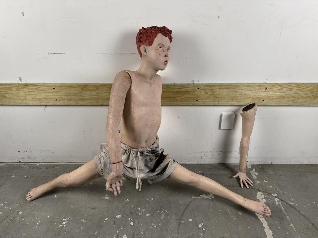 ARTICULATED MANNEQUIN 20th Century Height approx. 49". (1 of 4)