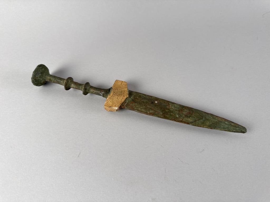 CHINESE BRONZE AND HARDSTONE DAGGER Length 11". (1 of 3)