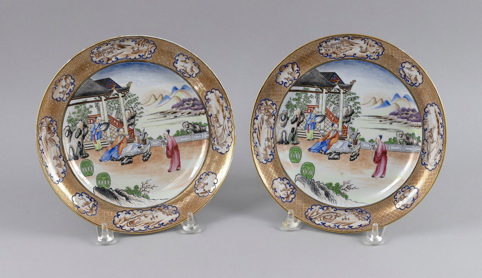 PAIR OF CHINESE EXPORT PORCELAIN DINNER PLATES DEPICTING THE TALE OF THE CALLIGRAPHER AND THE GOOSE (1 of 2)