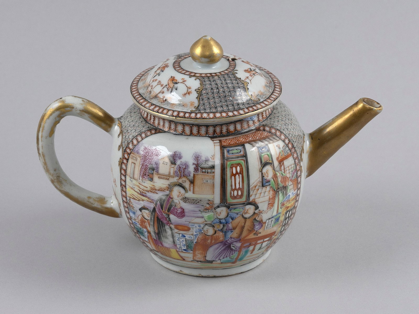 CHINESE EXPORT PORCELAIN GLOBULAR TEAPOT 18th Century Height 5.25". (1 of 1)