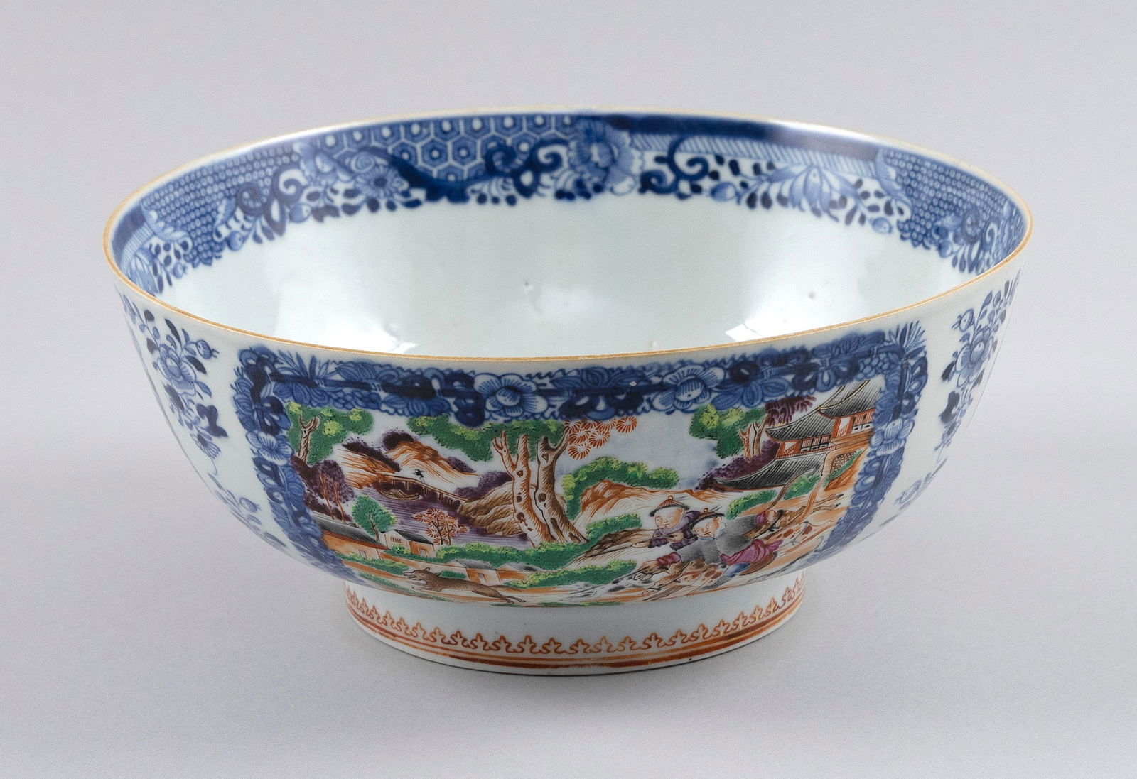 CHINESE EXPORT PORCELAIN BOWL Late 18th/Early 19th Century Height 4". Diameter 9". (1 of 1)