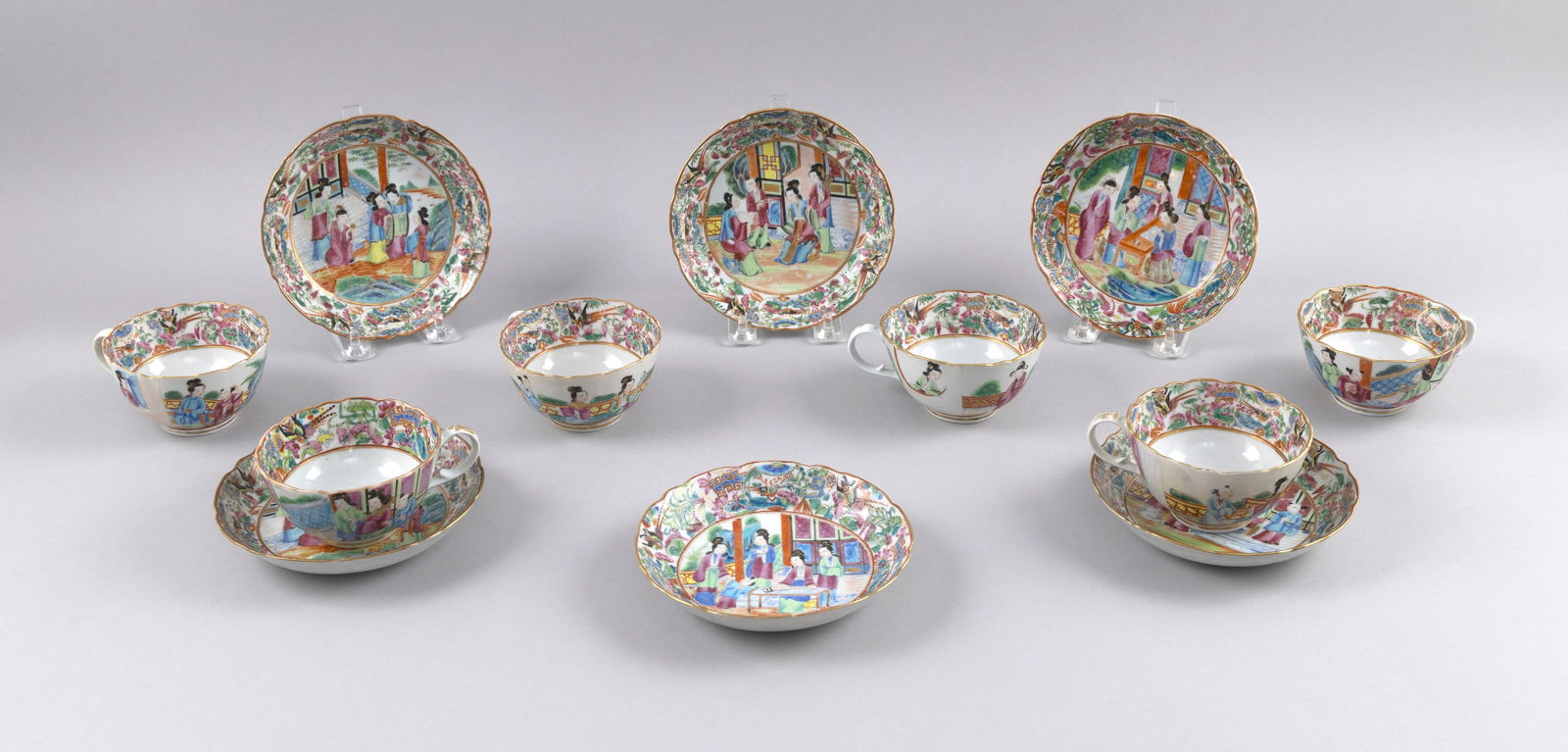 SET OF SIX CHINESE EXPORT ROSE MANDARIN PORCELAIN CUPS AND SAUCERS First Half of the 19th Century (1 of 3)