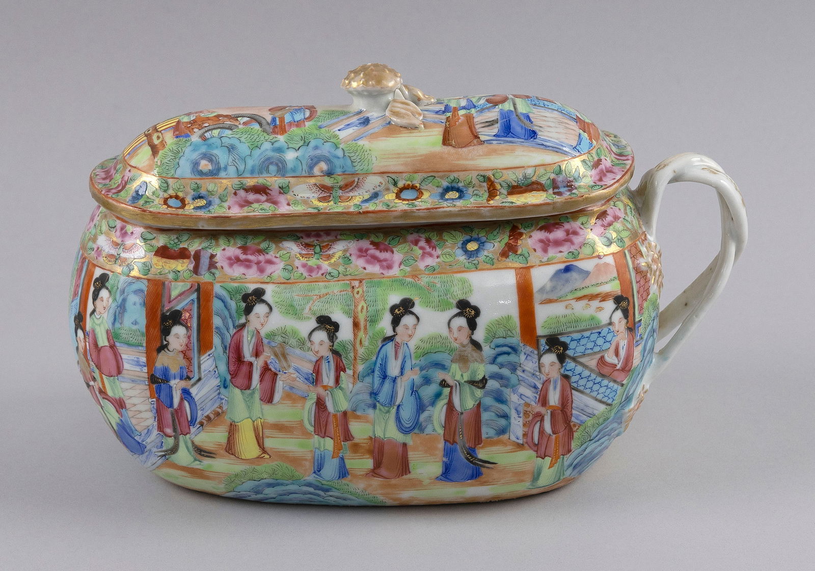 CHINESE EXPORT ROSE MANDARIN PORCELAIN BOURDALOUE First Half of the 19th Century Height 6.25". (1 of 5)