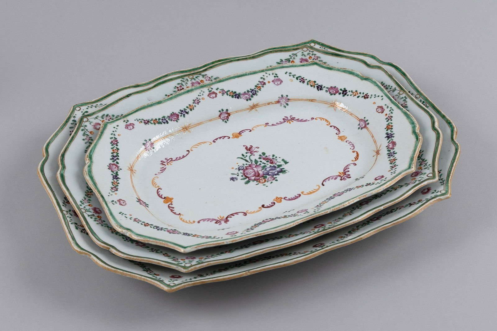 NESTING SET OF THREE CHINESE EXPORT PORCELAIN PLATTERS Early 19th Century Largest 15" x 11.75". (1 of 1)