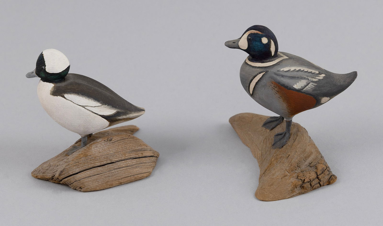 TWO HAROLD GIBBS MINIATURE DIVING DUCKS Barrington, Rhode Island, 1886-1970 Heights 2.75" and 2.5". (1 of 1)