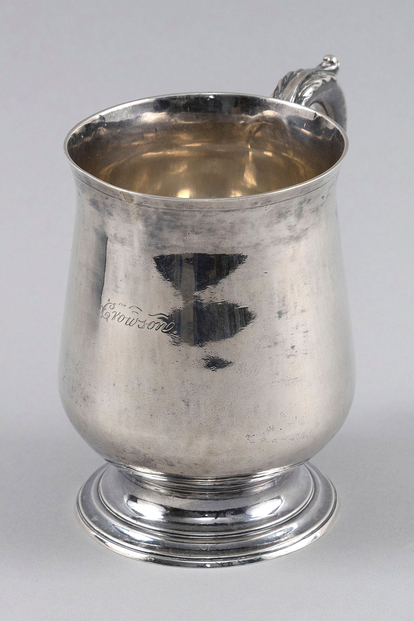 GEORGE III STERLING SILVER MUG BY PETER AND WILLIAM BATEMAN London, 1810 Approx. 10.6 troy oz. (1 of 1)
