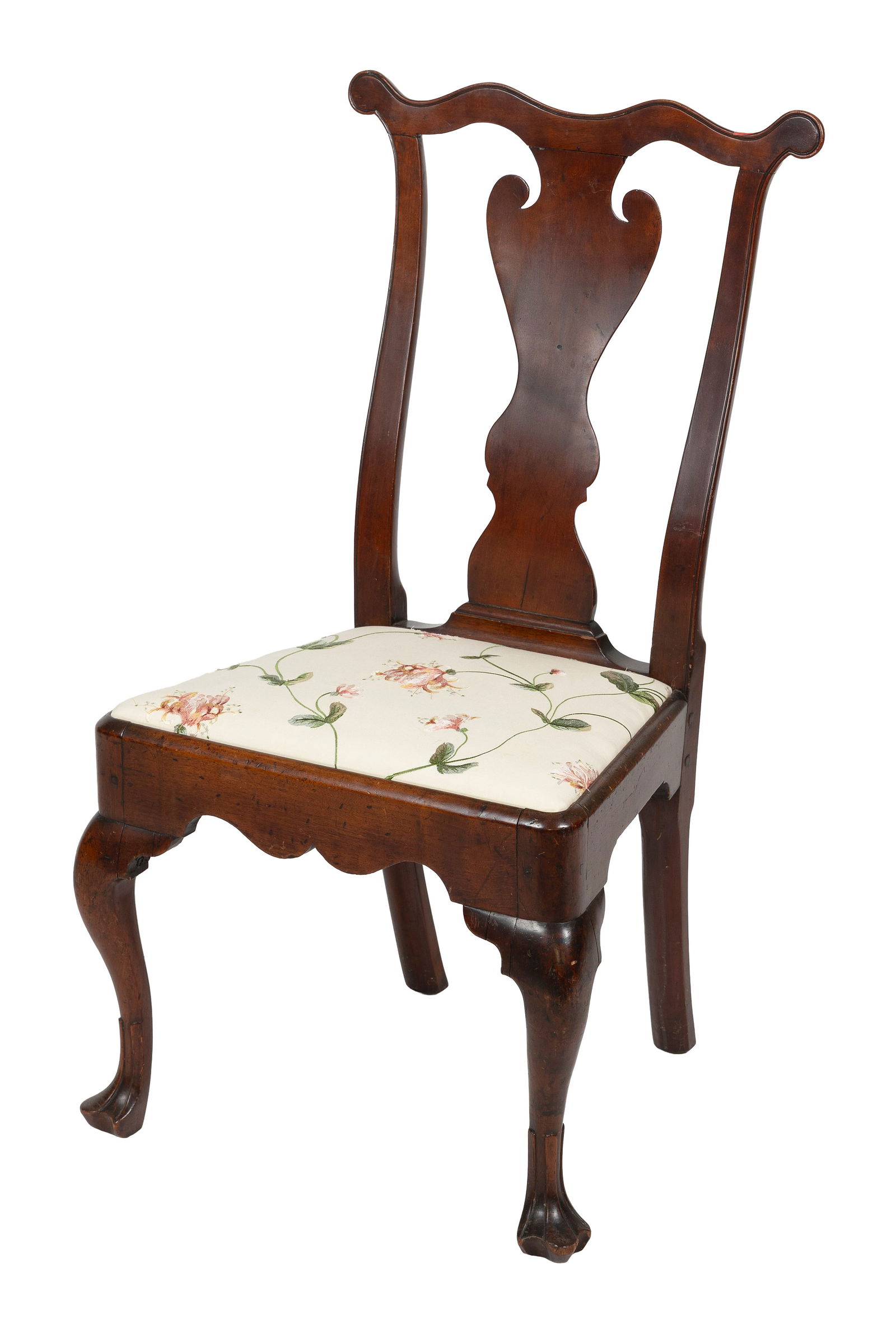 QUEEN ANNE WALNUT SIDE CHAIR Pennsylvania, 18th Century Back height 40.5". Seat height 18". (1 of 1)