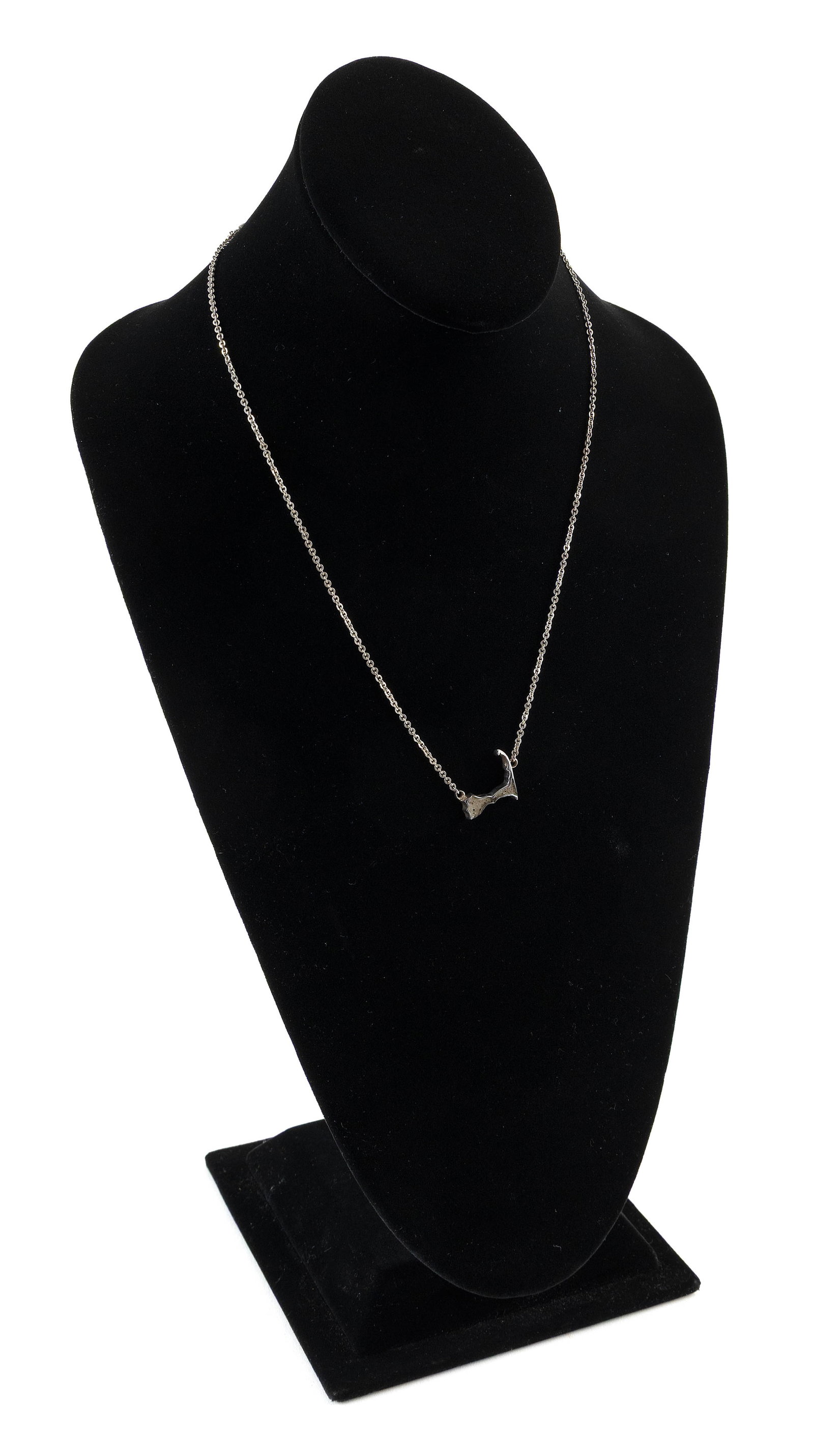DUNE JEWELRY STERLING SILVER "BEACHES OF CAPE COD" NECKLACE Approx. 4.5 total dwt.: DUNE JEWELRY STERLING SILVER "BEACHES OF CAPE COD" NECKLACECape Cod-shaped pendant filled with beach sand from Cape Cod. Length adjustable from 16" to 20". In original presentation box with informatio