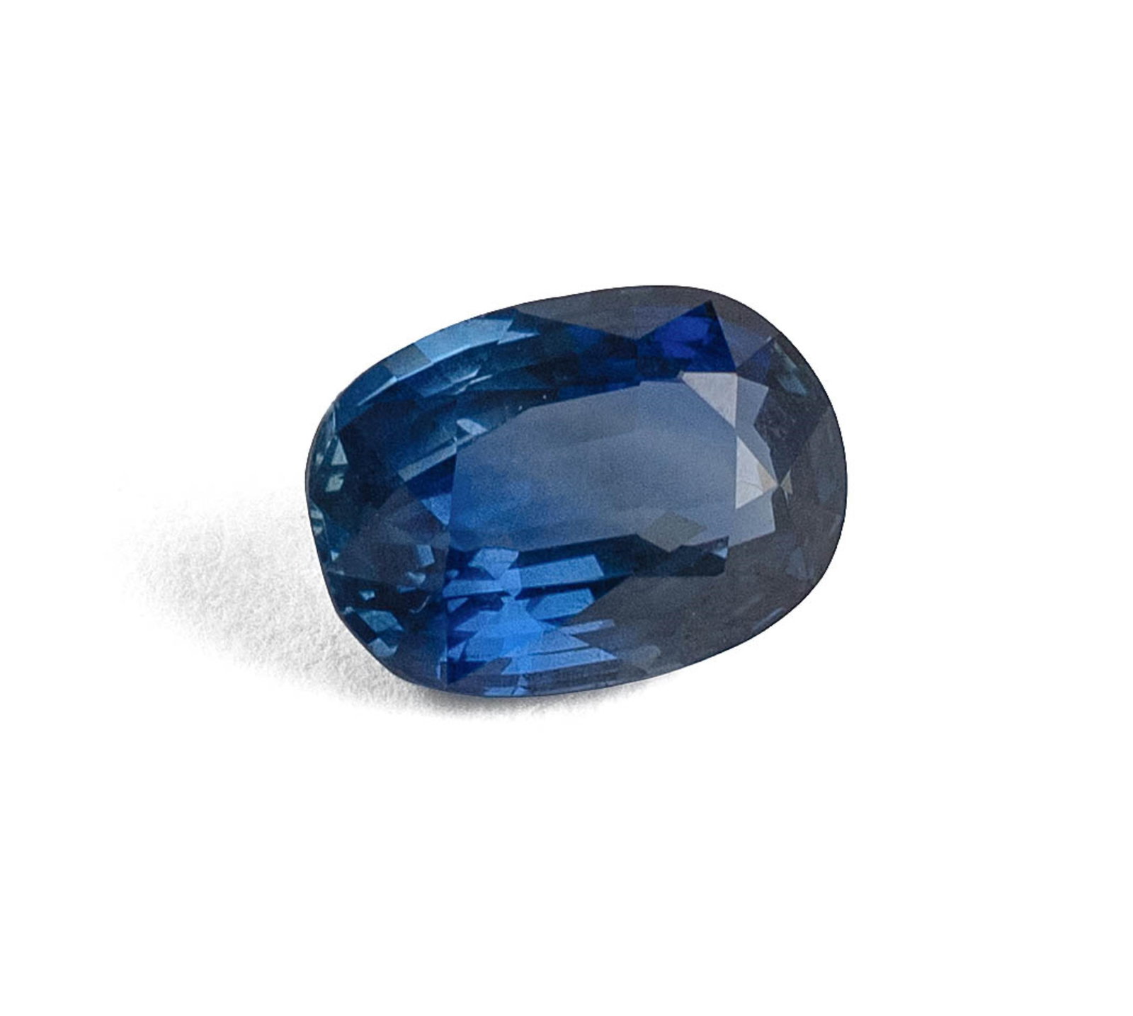 2.27 CTS. OVAL NATURAL SAPPHIRE 9.10 x 6.47 x 4.09mm.: 2.27 CTS. OVAL NATURAL SAPPHIREBrilliant-cut. Includes GIA Sapphire Origin Report listing the geographic origin as Thailand. 9.10 x 6.47 x 4.09mm.