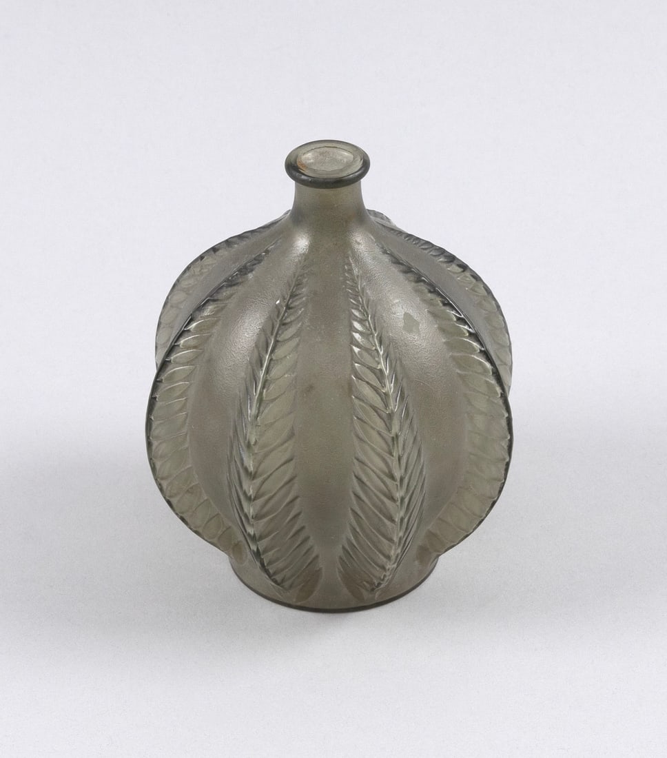 RENE LALIQUE "MALINES" GRAY GLASS VASE France, Circa 1924 Height 5". (1 of 4)