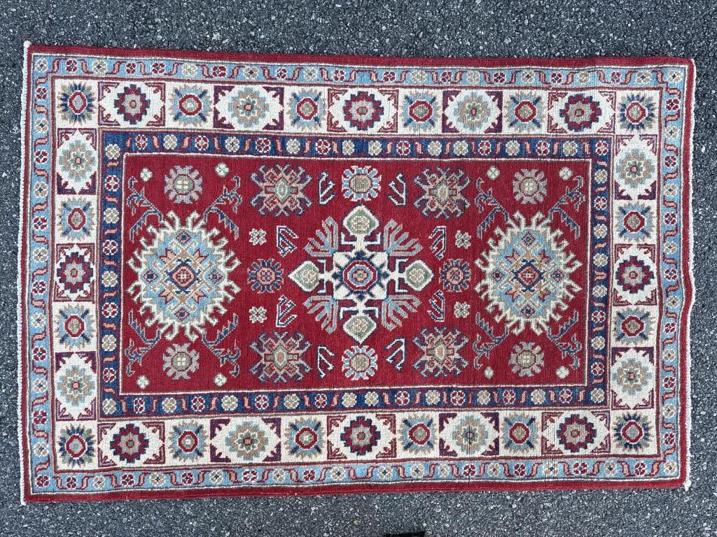 CAUCASIAN DESIGN RUG: 3'2' X 4'10" 21st Century (1 of 2)