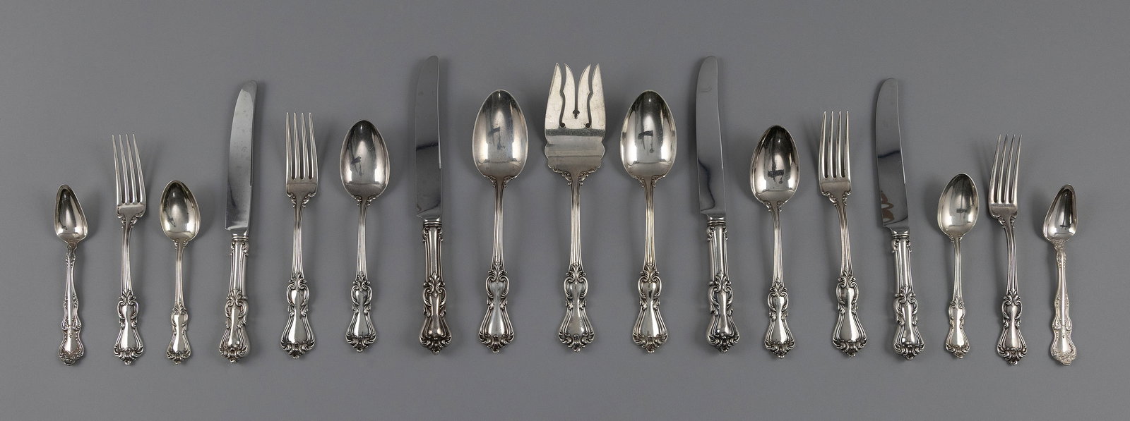 REED & BARTON "MARLBOROUGH" STERLING SILVER FLATWARE Taunton, Massachusetts, Early to Mid-20th (1 of 2)