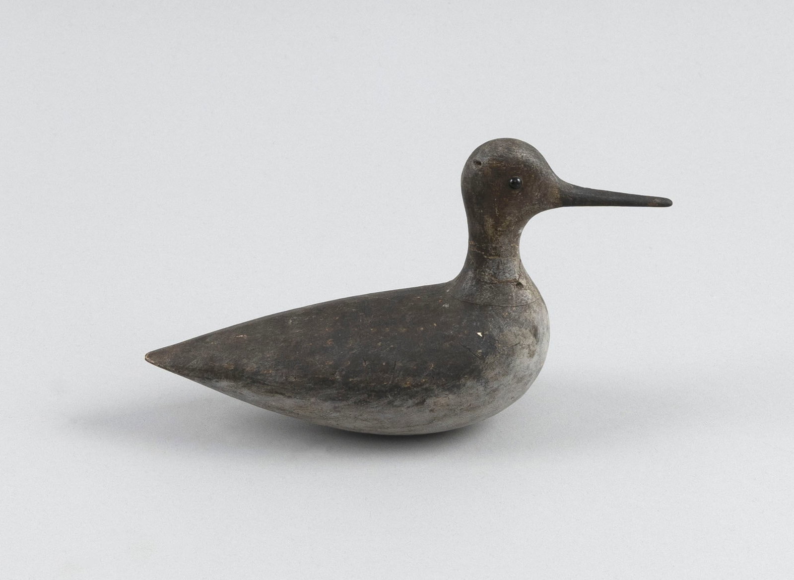 MASSACHUSETTS PEEP DECOY Early 20th Century Length 7.5".: MASSACHUSETTS PEEP DECOY Early 20th Century Glass eyes. Length 7.5".