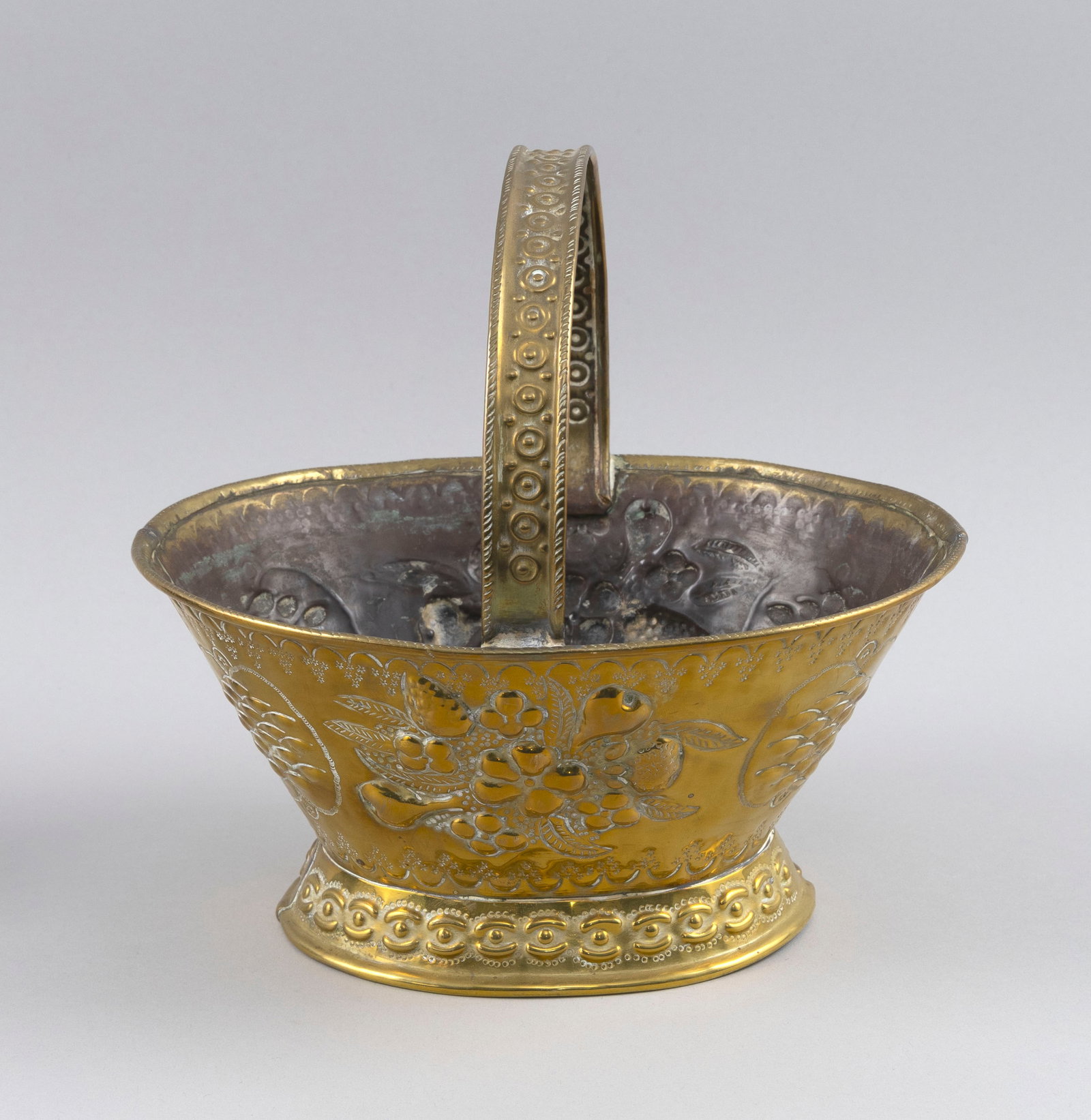 BRASS HANDLED BASKET First Half of the 19th Century Height to top of handle 8.75". Length 8.5". (1 of 4)
