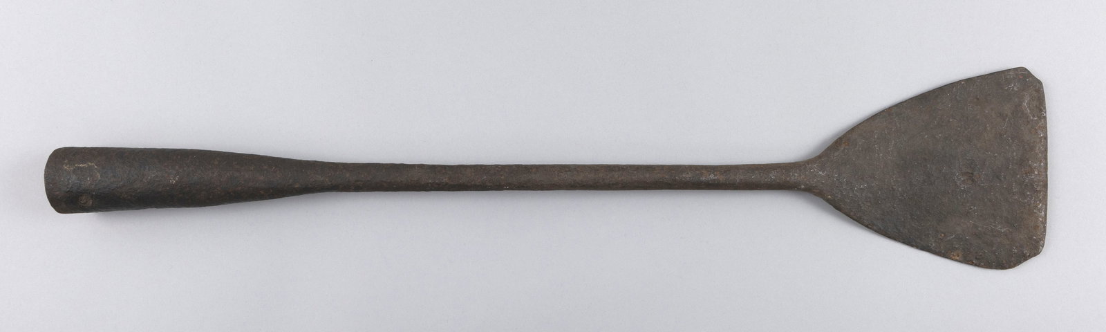 CAST IRON BLUBBER SPADE 19th Century Length 23.5". (1 of 2)
