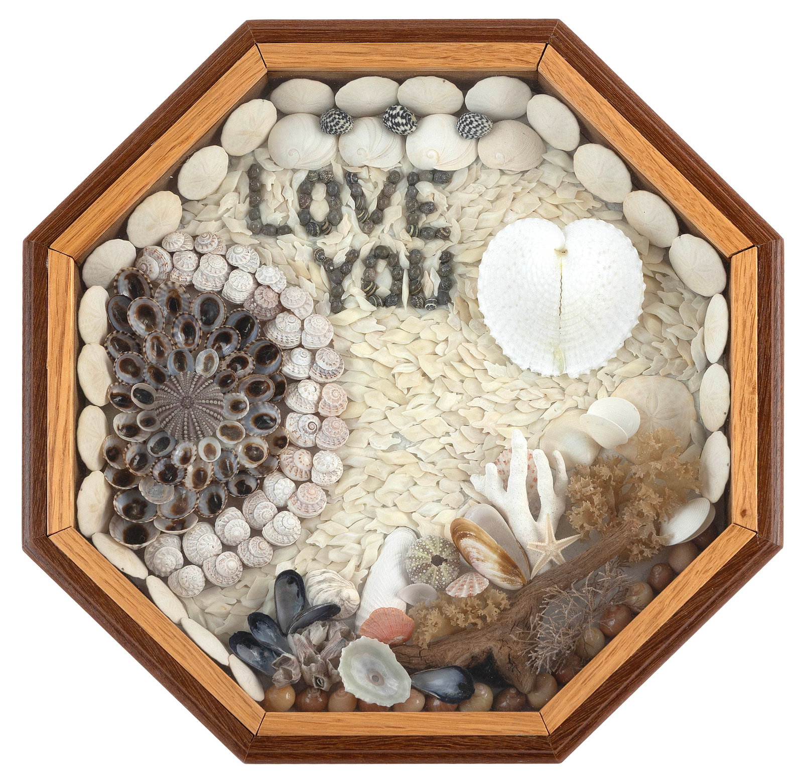CONTEMPORARY SAILOR'S VALENTINE BY LYNDA SUSAN HENNIGAN Connecticut, 1951-2025 10.25" x 10.25".: CONTEMPORARY SAILOR'S VALENTINE BY LYNDA SUSAN HENNIGAN Connecticut, 1951-2025 Composed of multicolored shells in geometric and organic designs surrounding "Love You". Signed and dated verso. Housed i