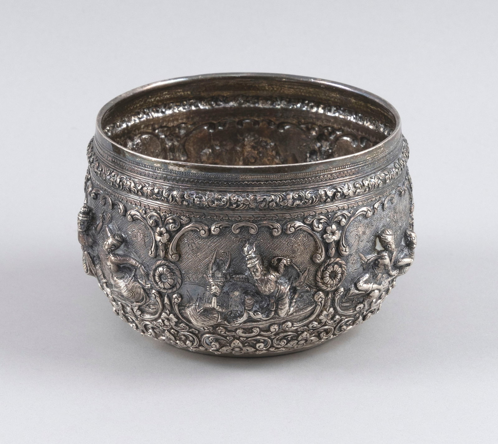 SILVER BOWL, PROBABLY THAI Likely 19th Century Approx. 11.4 troy oz. (1 of 7)