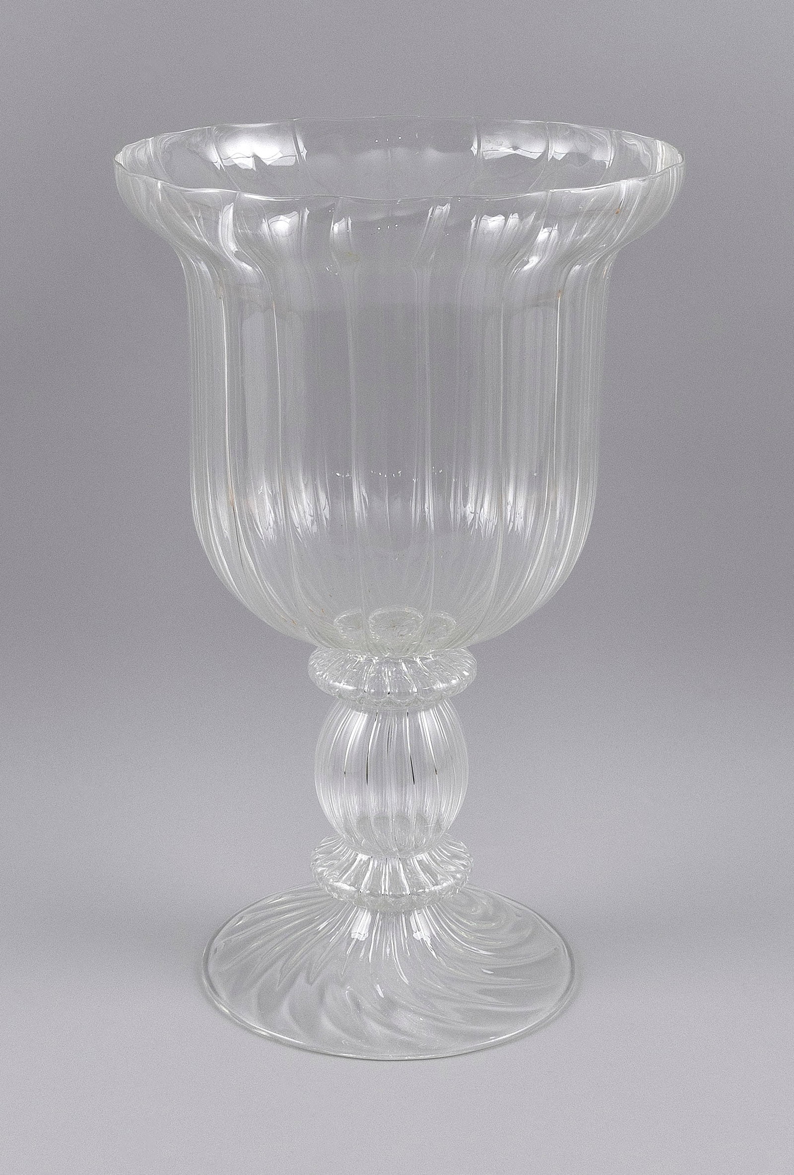 LARGE VENETIAN GLASS FOOTED VASE 20th Century Height 17". (1 of 3)