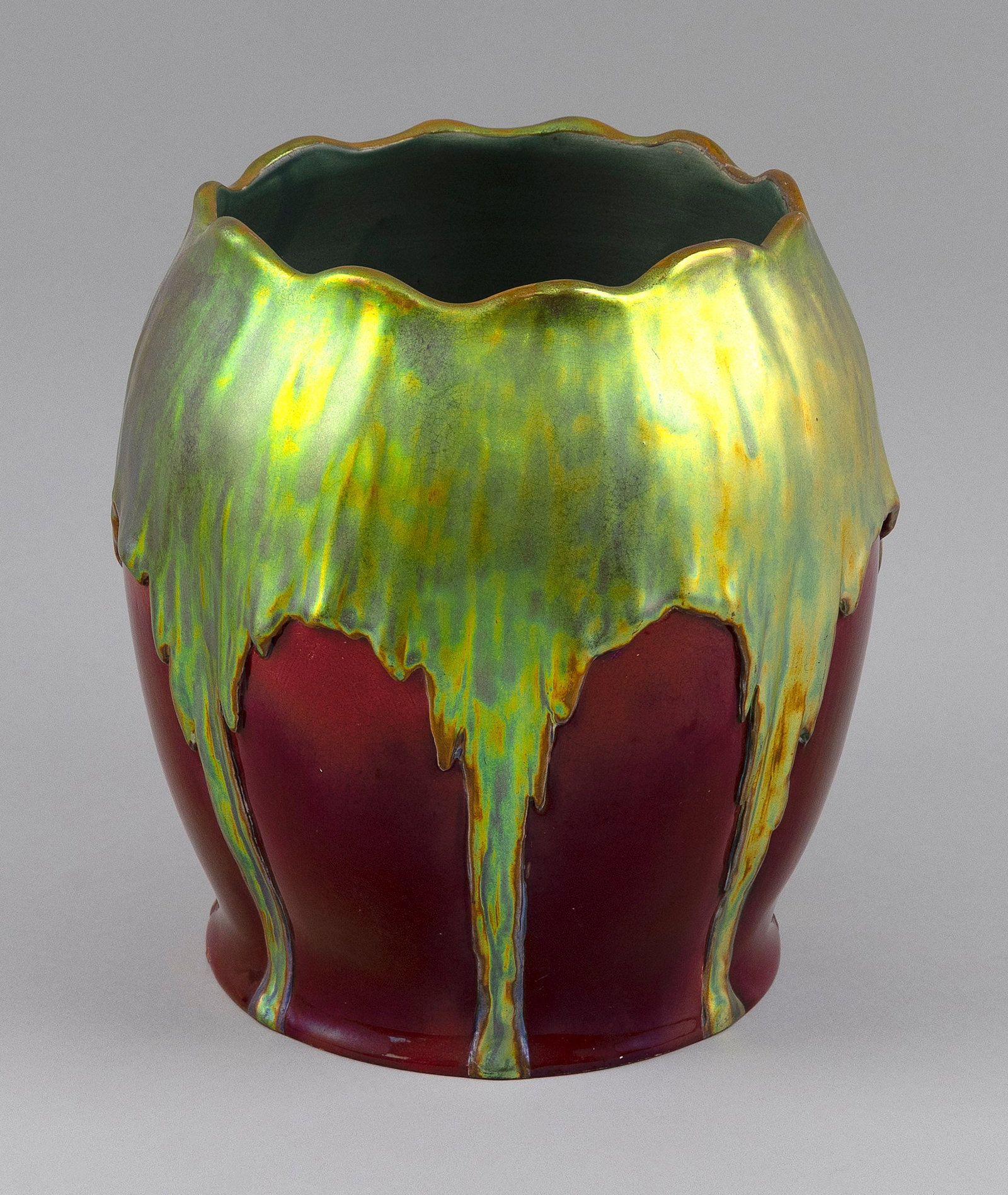ZSOLNAY EOISIN DRIP GLAZE CERAMIC VASE 20th Century Height 7.75". (1 of 7)