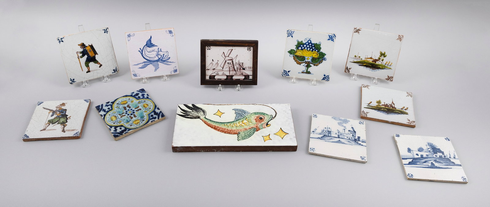 COLLECTION OF TEN DUTCH AND ITALIAN DECORATIVE TILES 20th Century From approx. 5.25" x 5.25" to (1 of 2)