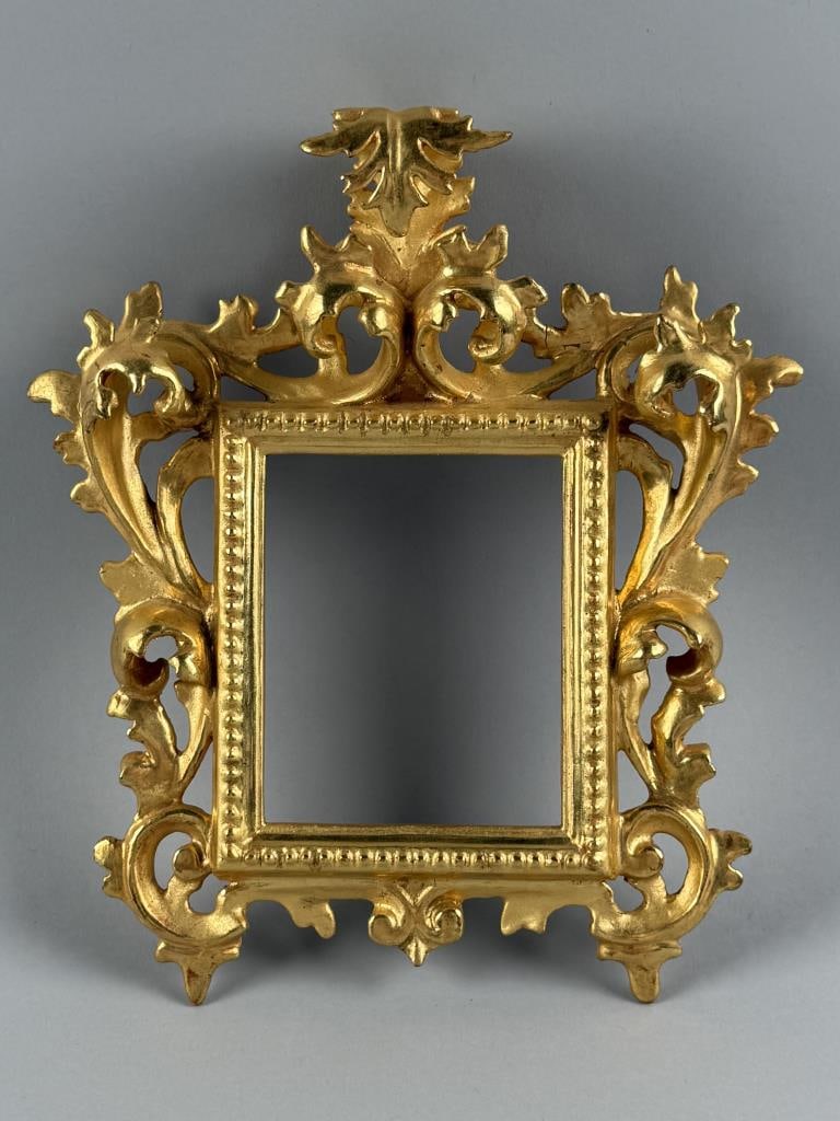 ITALIAN GILT FRAME 20th Century 9.25" x 8.25". (1 of 2)
