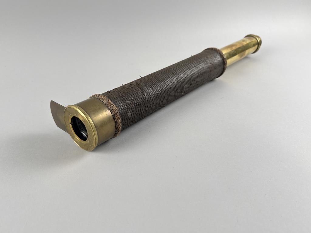 BRASS SINGLE-DRAW TELESCOPE 19th Century Length closed 14.5". (1 of 3)
