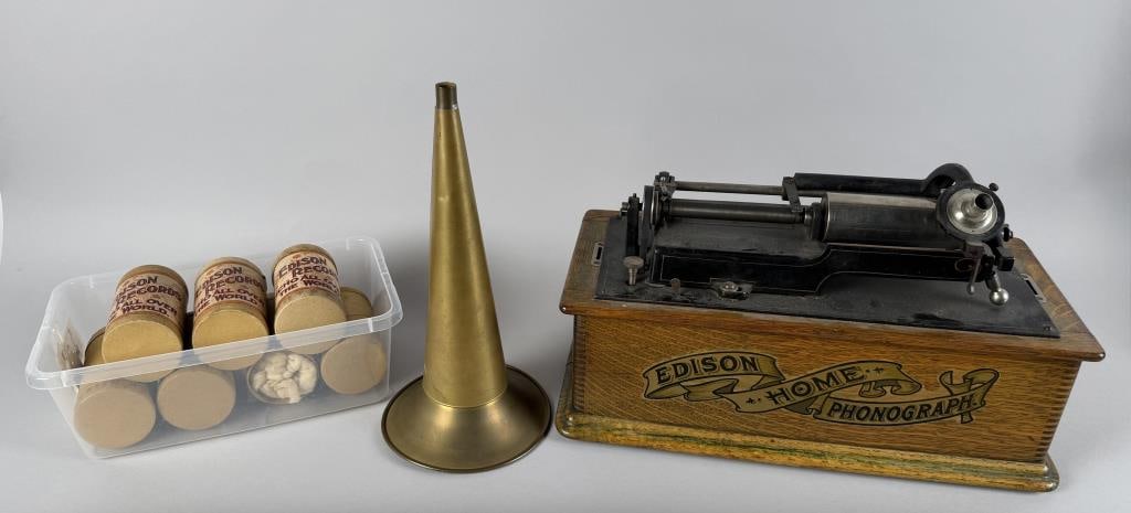 EDISON MODEL C PHONOGRAPH Early 20th Century Height 11". Width 18". Depth 9". (1 of 7)
