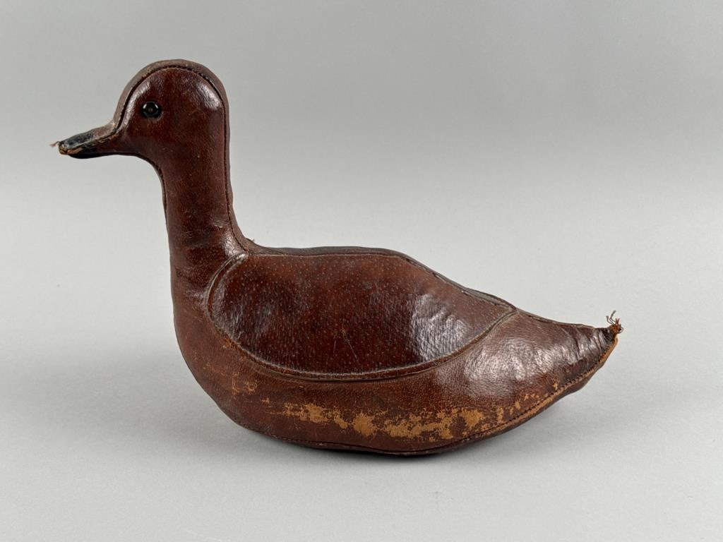 DIMITRI OMERSA FOR ABERCROMBIE & FITCH LEATHER DUCK 20th Century Length 15". (1 of 5)