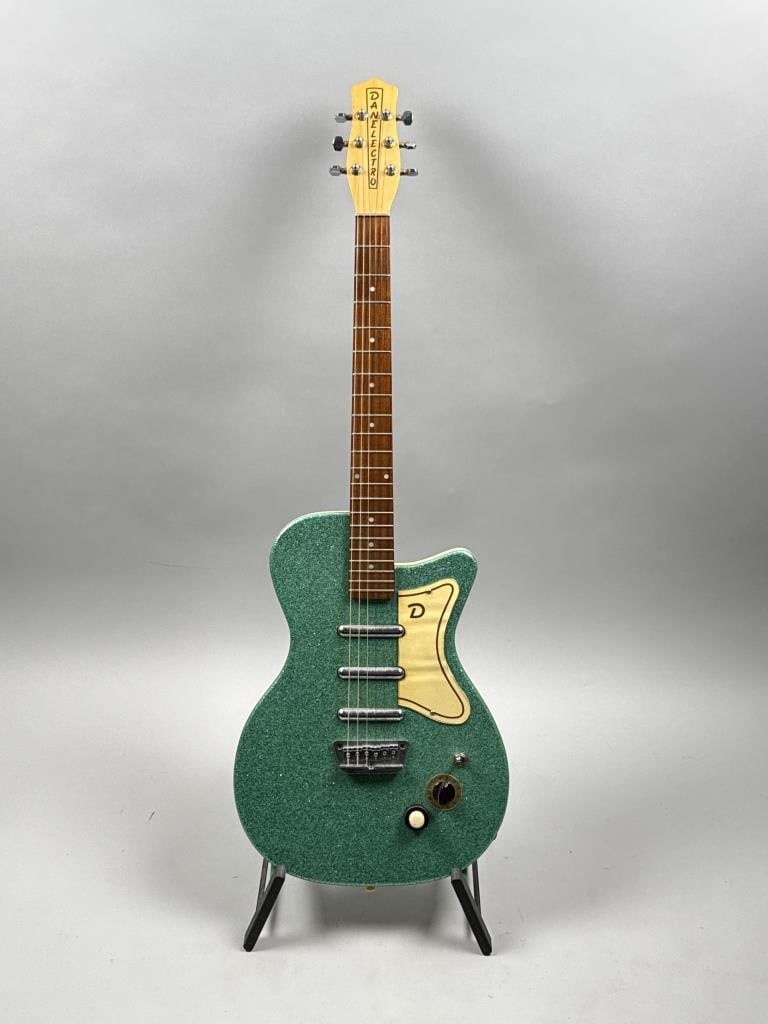 DANELECTRO GUITAR Contemporary Length 39". (1 of 3)