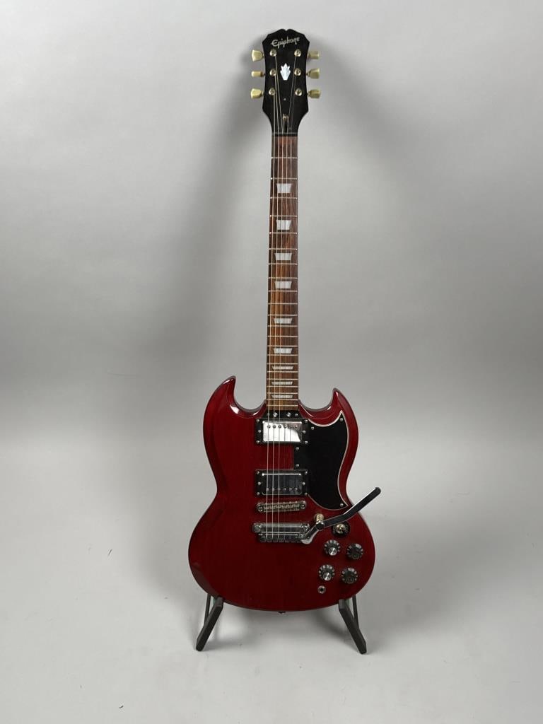 GIBSON EPIPHONE GUITAR Circa 1997 Length 39.5". (1 of 3)