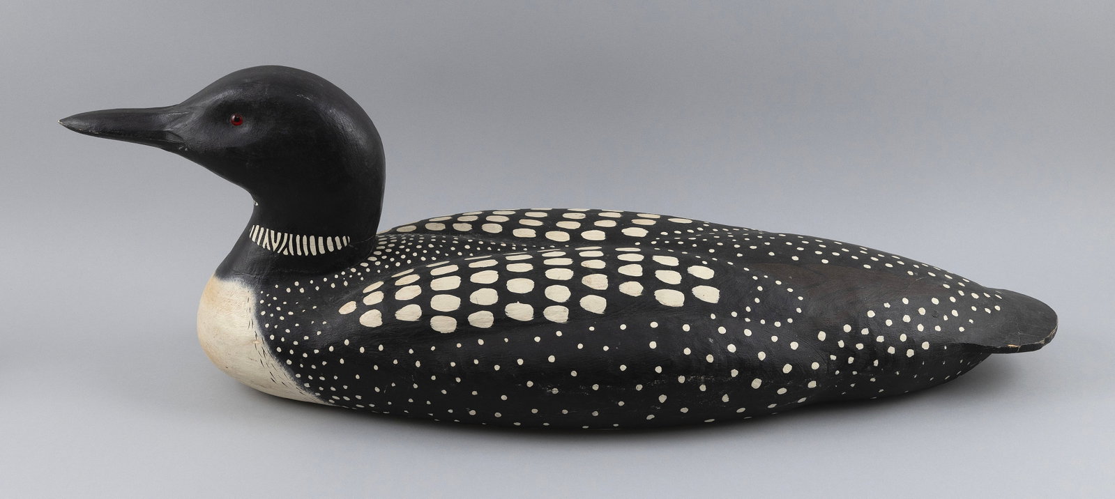 OVERSIZE LOON DECOY 20th Century Length 32". (1 of 5)