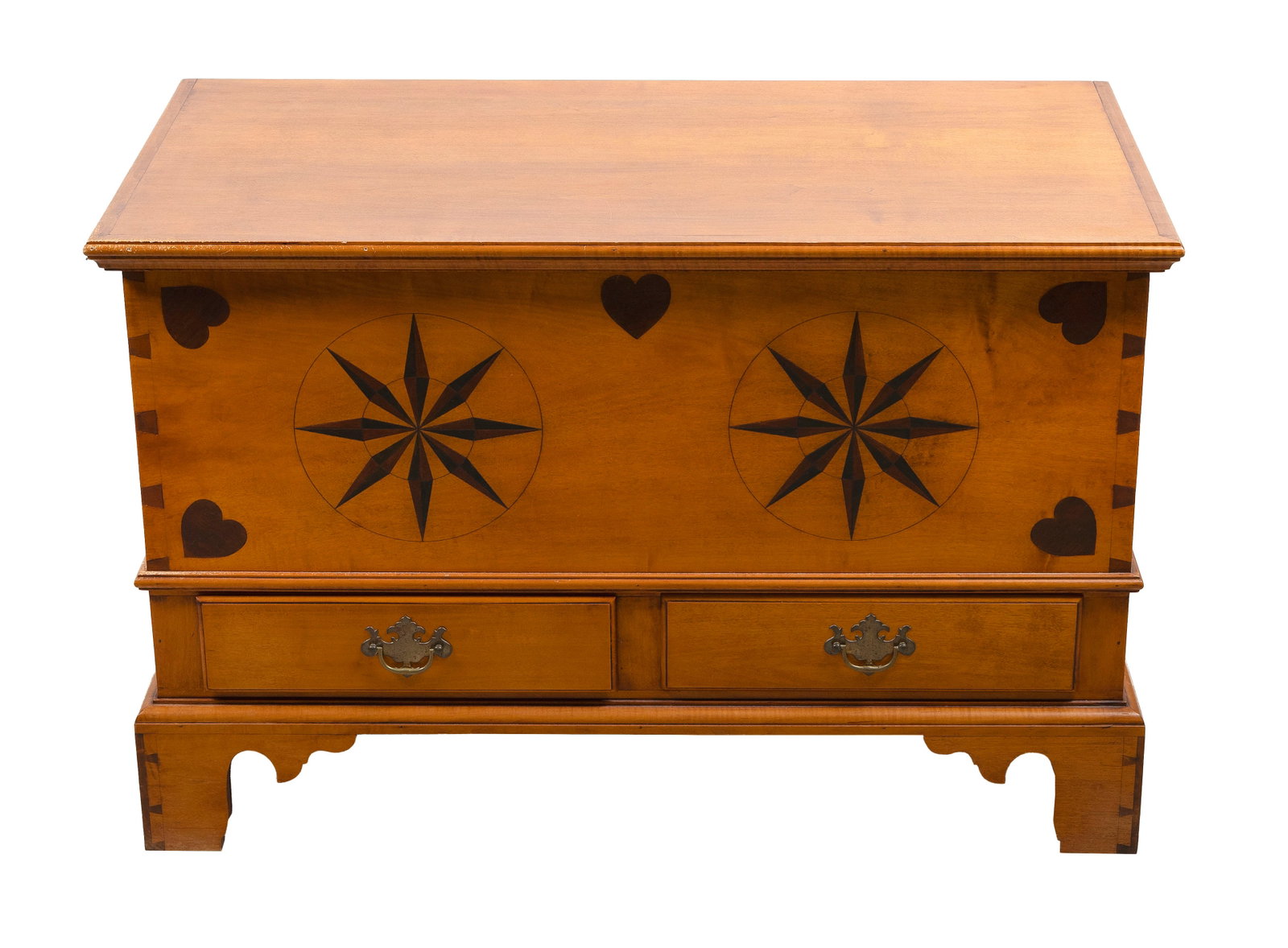 ELDRED WHEELER MAPLE BLANKET CHEST Massachusetts, 20th Century Height 26". Width 39". Depth 19.5". (1 of 3)