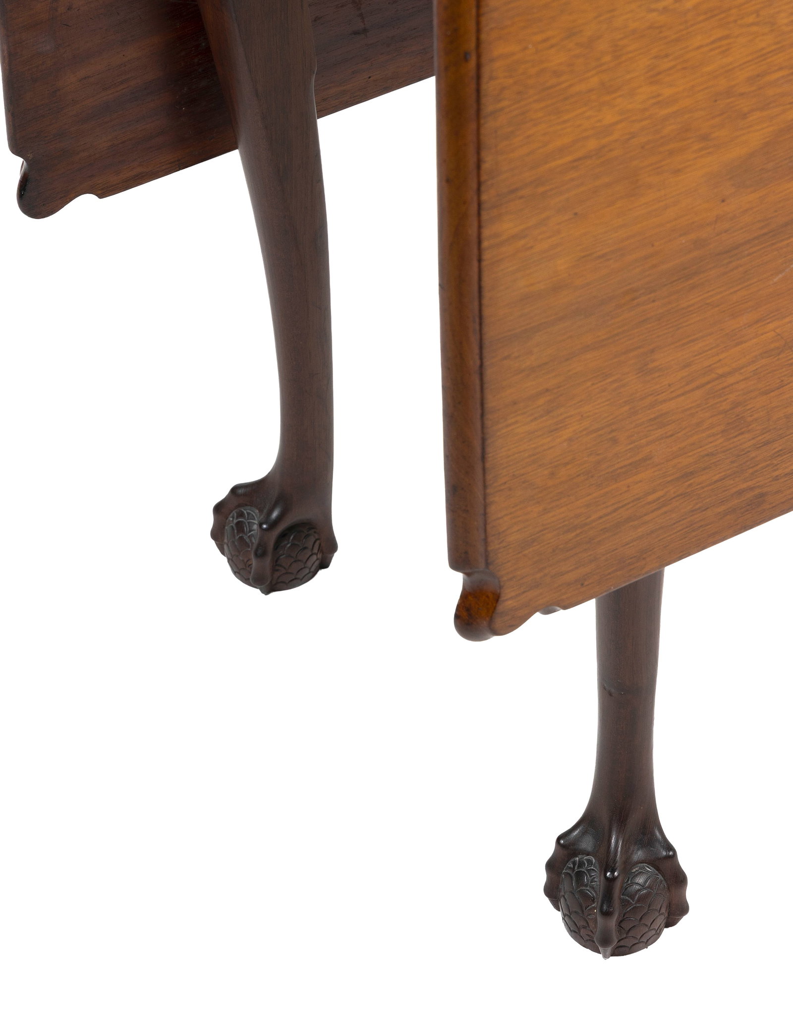 CHIPPENDALE MAHOGANY DROP-LEAF TABLE Salem, Massachusetts, Circa 1770 Height 28.25". Length 16.5" - 2