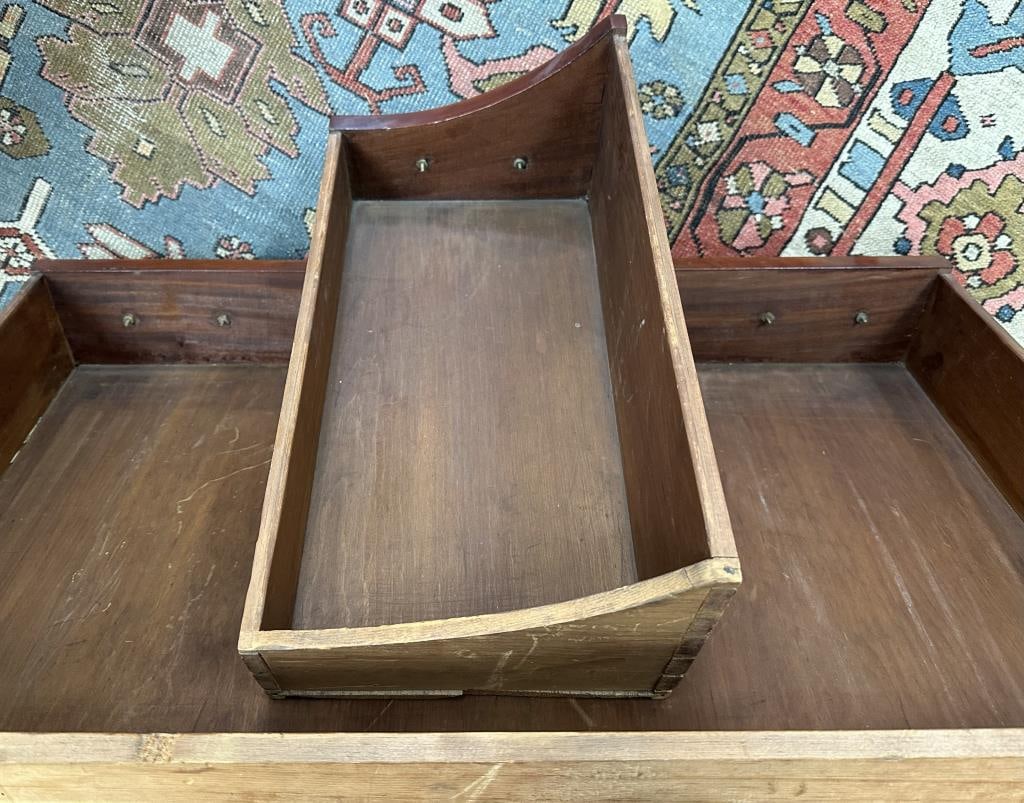 CHIPPENDALE MAHOGANY BLOCK-FRONT BONNET-TOP CHEST-ON-CHEST Boston or North Shore, Massachusetts, - 11