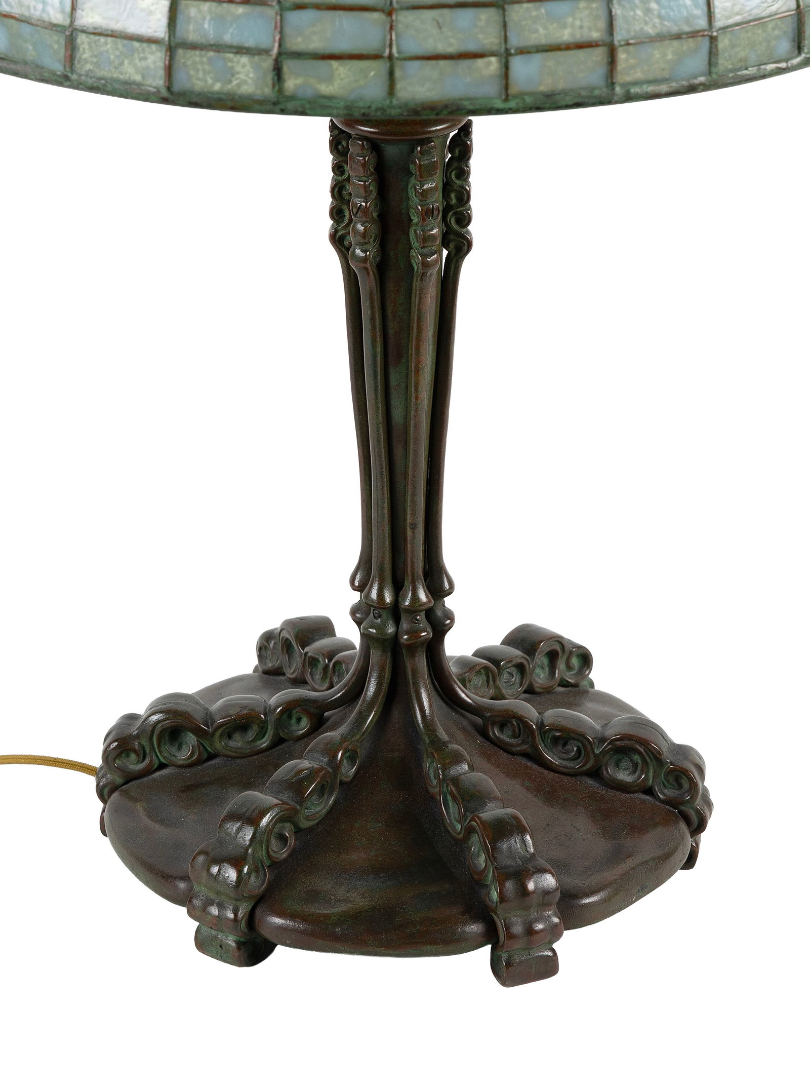 TIFFANY STUDIOS "ACORN" LEADED GLASS AND PATINATED BRONZE TABLE LAMP New York, Circa 1900 Height - 3