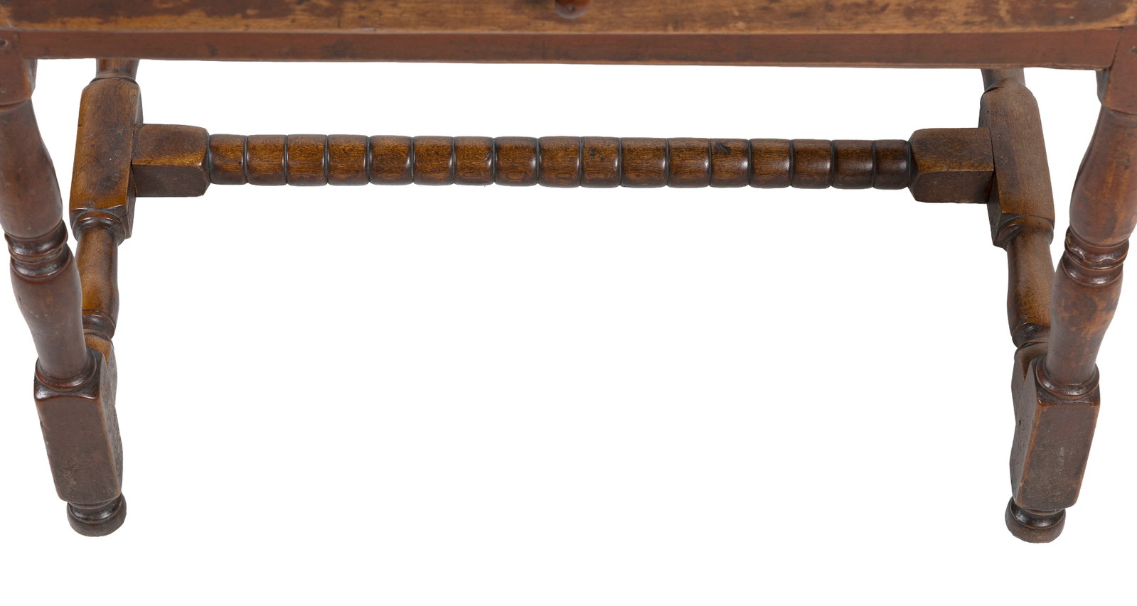 FINE WILLIAM AND MARY TAVERN TABLE New England, Circa 1710 Height 26". Top 50" x 29.75". - 4