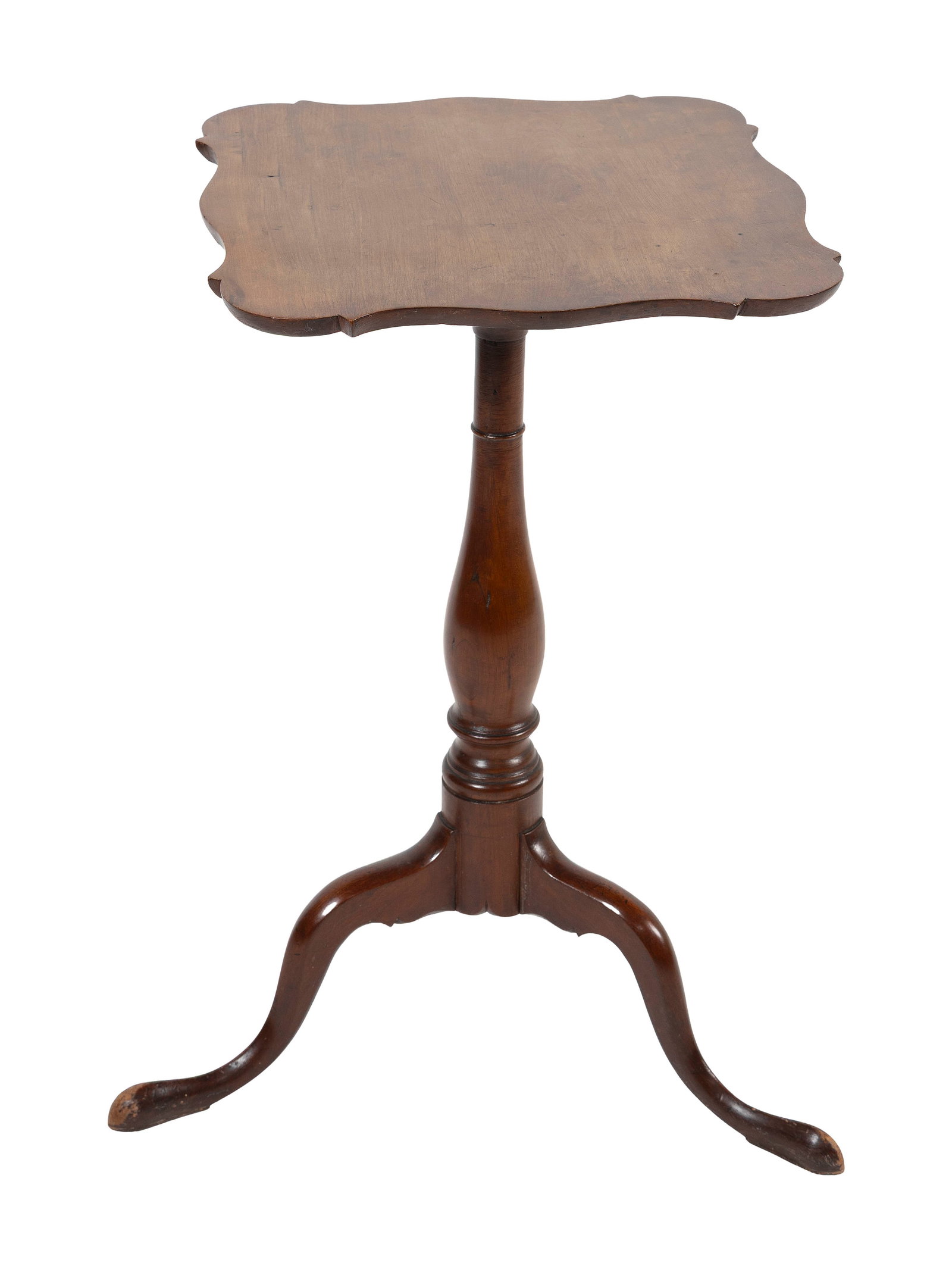 FINE CHIPPENDALE CHERRY CANDLESTAND Connecticut, Circa 1770 Height 27.75". Top 17" x 16.5".: FINE CHIPPENDALE CHERRY CANDLESTAND Connecticut, Circa 1770 Attributed to Eliphalet Chapin (1741-1807), East Windsor, Connecticut. Serpentine top. Ring-turned vasiform pedestal raised on an arched tri