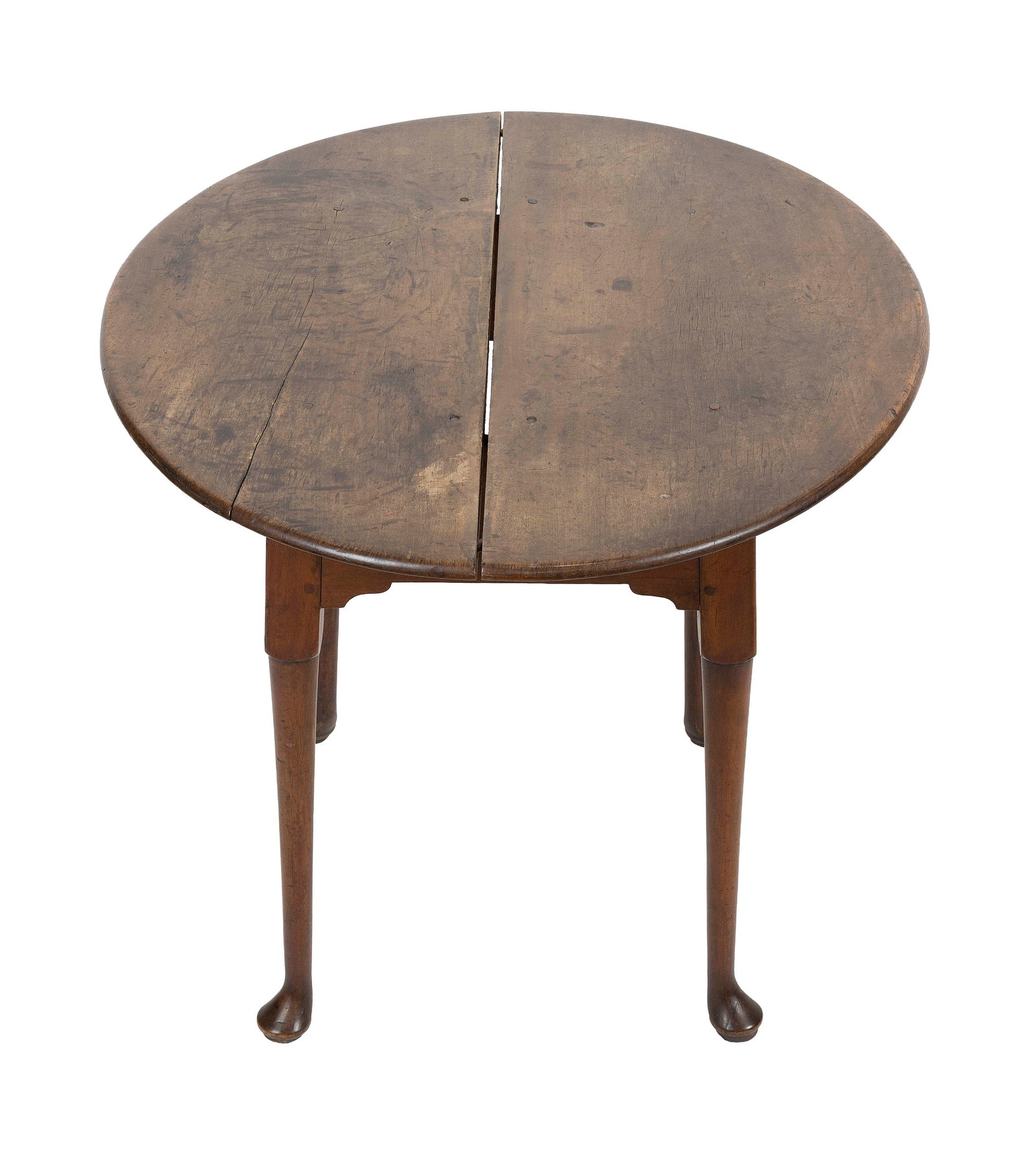 OUTSTANDING COUNTRY QUEEN ANNE MAPLE TEA TABLE Probably Rhode Island, Circa 1750 Height 24.75". Top - 2